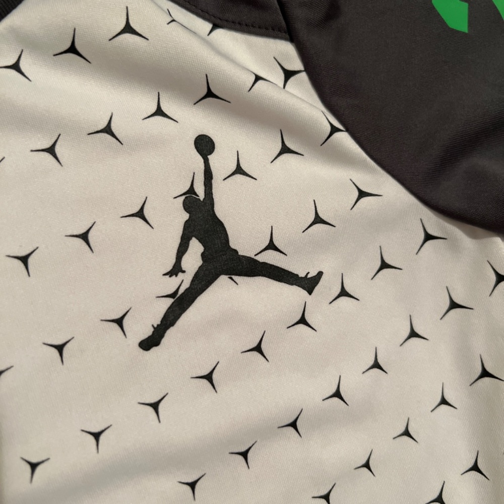 Dri-Fit Top - Picture 3 of 6
